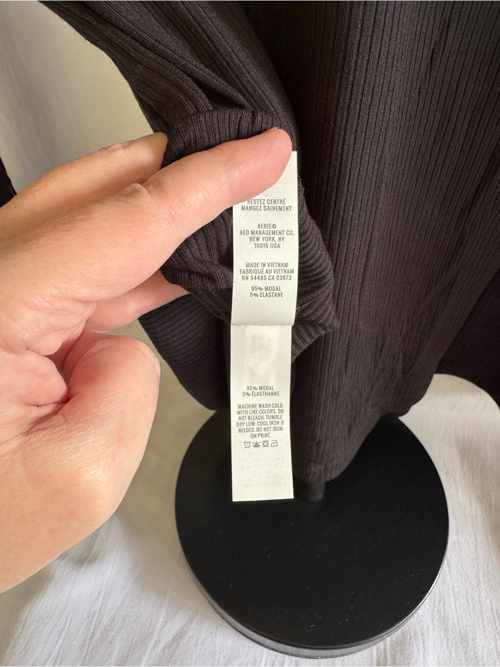 Aerie Thumbs Up Black Top XL - Picture 6 of 7